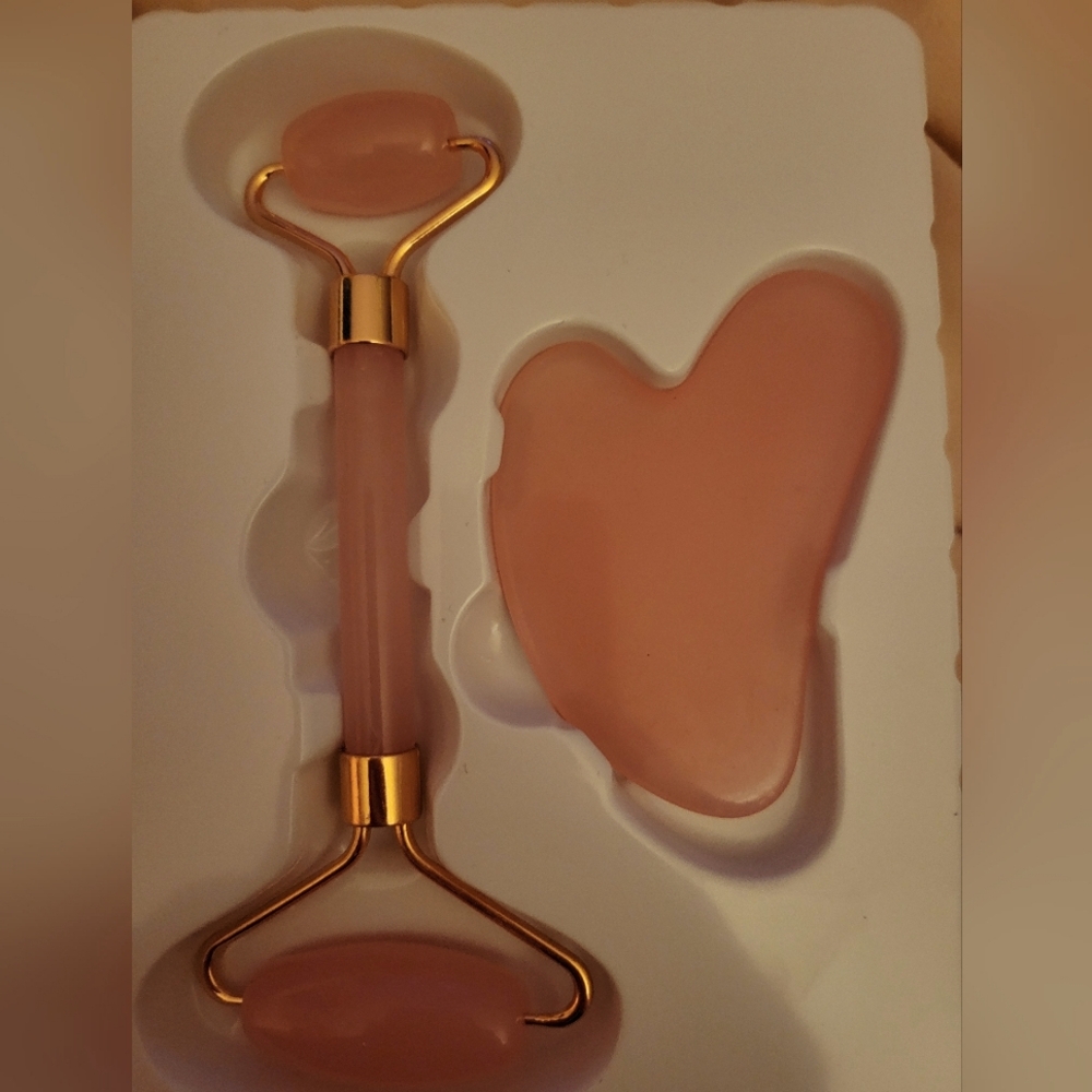 Rose Gold Anti Aging Gua Sha Facial Massage Gift Set